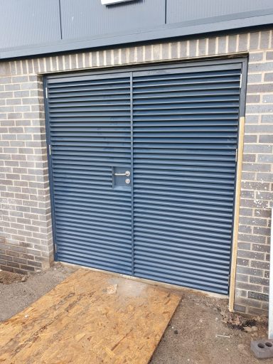 Air flow steel door sets